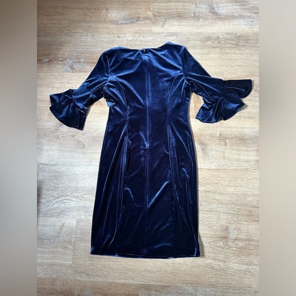 DKNY Midnight Blue Velvet Bell Sleeve  A Line Midi Cocktail Dress Size 6 - Picture 11 of 11